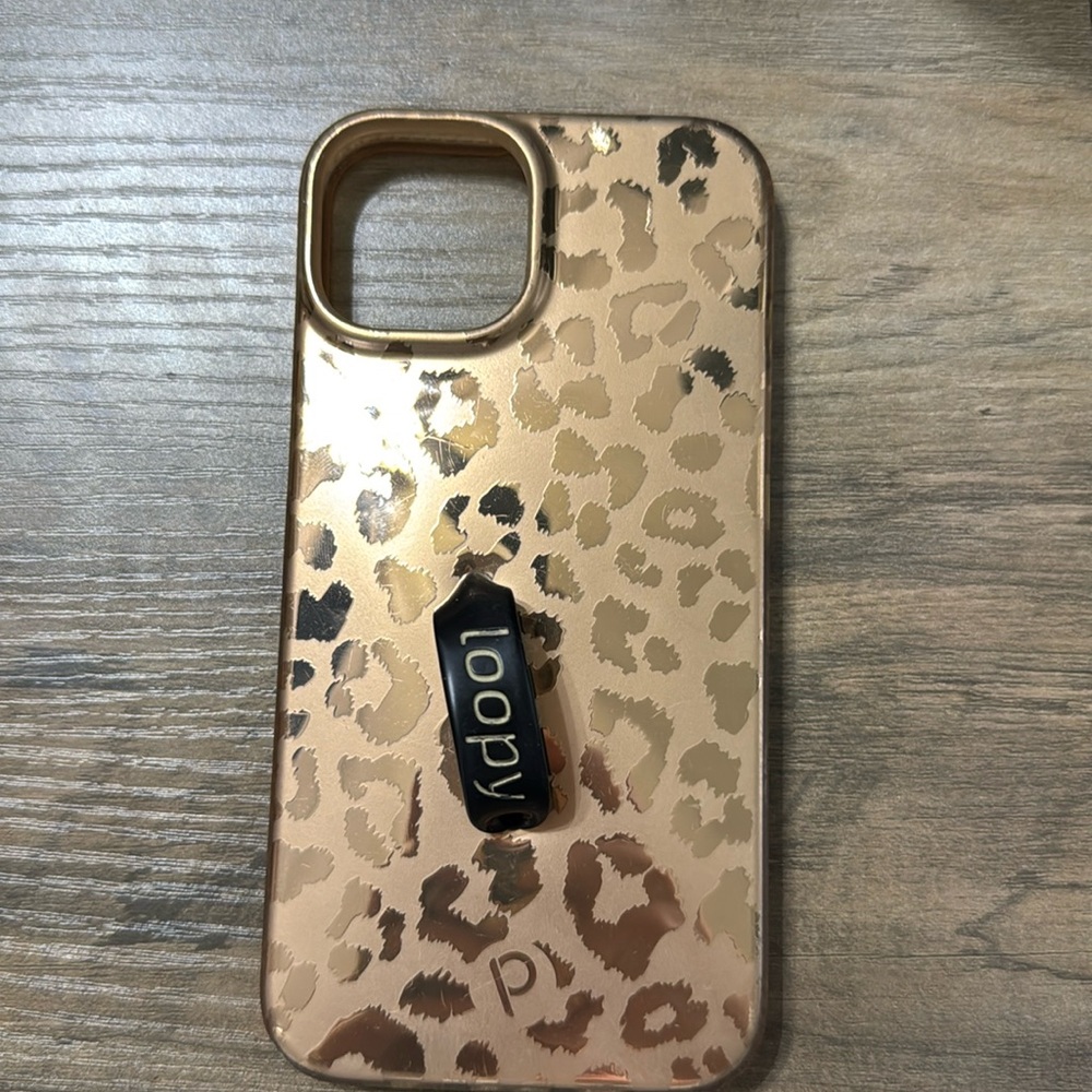 Loopy Gold Leopard iPhone 14 Case